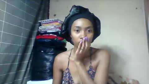 Snapshot of ninaeaa chatting on 06.11.26 ninaeaa online show from 06.11.26