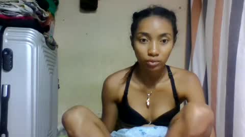 Snapshot of ninaeaa chatting on 06.14.26 ninaeaa online show from 06.14.26