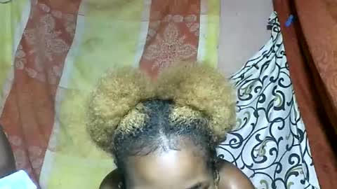 Snapshot of ninah9794 chatting on 11.27.25 Ninah9794 online show from 11.27.25