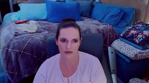 Snapshot of ninajaymes chatting on 06.11.26 Nina Jaymes online show from 06.11.26