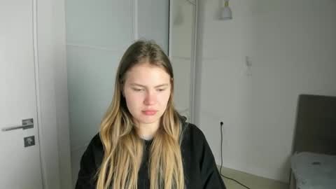 Snapshot of ninarihh chatting on 02.27.25 ninarihh online show from 02.27.25