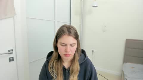 Snapshot of ninarihh chatting on 02.28.25 ninarihh online show from 02.28.25