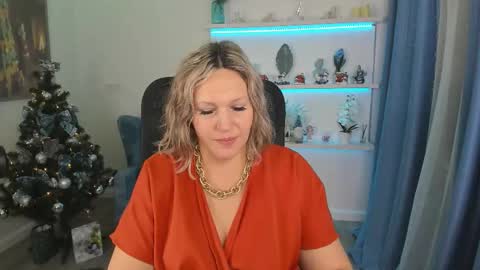 ninastarle online show from 12.14.25