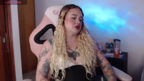 Nina online show from 10.06.25