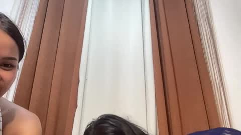 Snapshot of nini_luvskorn chatting on 05.29.26 nini_luvskorn online show from 05.29.26