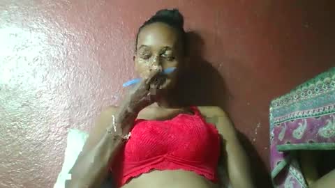 ninie246746 online show from 01.28.25