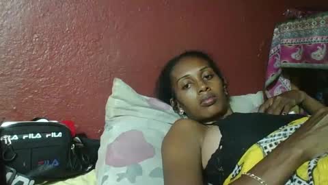 ninie246746 online show from 02.13.25