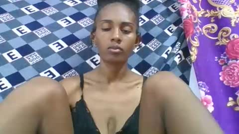 ninie246746 online show from 02.28.26