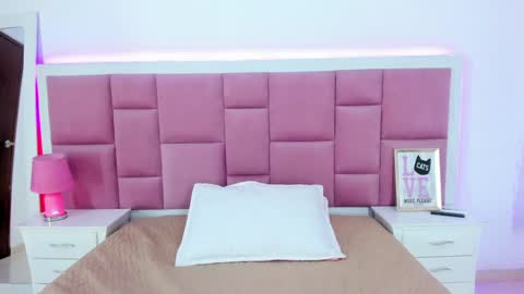 Ninna  online show from 01.23.25