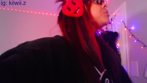 kiwi online show from 02.20.25