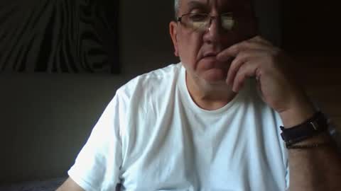 Dennis online show from 01.12.26
