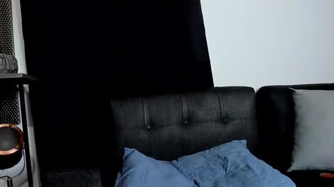 Steven online show from 03.12.25