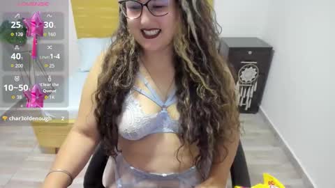 Snapshot of niraksil chatting on 10.10.25 Niraksil online show from 10.10.25