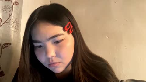 Molly online show from 12.19.25