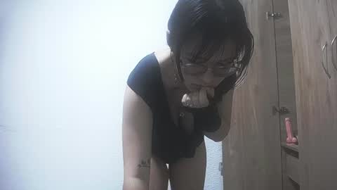 Snapshot of nix_vane chatting on 06.29.26 nix_vane online show from 06.29.26
