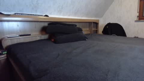 nixan85 online show from 02.02.25