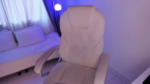 Nixie online show from 03.16.26