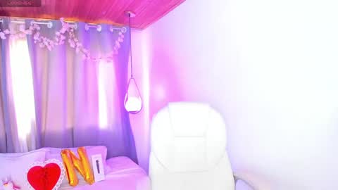 Snapshot of nixiesterling chatting on 06.04.26 Nixie online show from 06.04.26