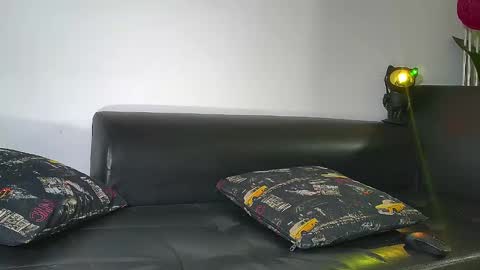 Snapshot of nixon347932 chatting on 12.20.24 Nicolas Muscle online show from 12.20.24