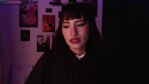 Nixxie  online show from 11.24.25