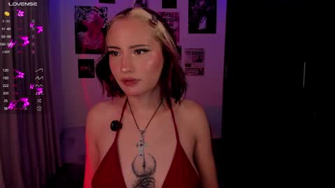 Nixxie  online show from 04.10.26