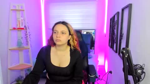 nixy_fresa online show from 10.21.25
