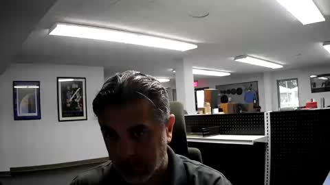 nklado18 online show from 10.15.25