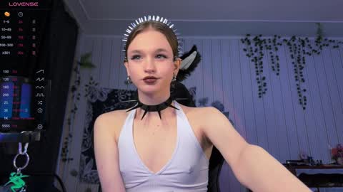 Snapshot of nloraaa chatting on 12.08.24 Tears Lora online show from 12.08.24