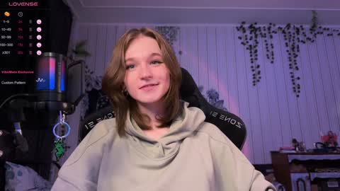 Snapshot of nloraaa chatting on 12.12.24 Tears Lora online show from 12.12.24