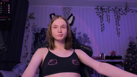 Snapshot of nloraaa chatting on 12.25.24 Tears Lora online show from 12.25.24