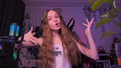 Snapshot of nloraaa chatting on 01.16.25 Tears Lora online show from 01.16.25