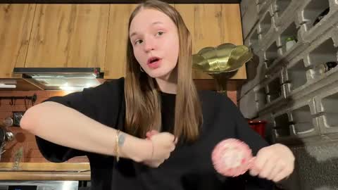 Snapshot of nloraaa chatting on 03.31.26 Tears Lora online show from 03.31.26