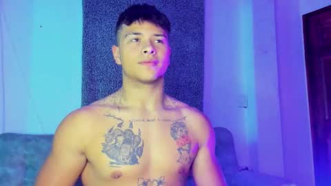 noah_223 online show from 11.14.25