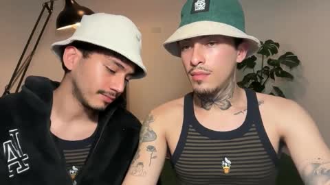 noah_and_steven online show from 06.11.26