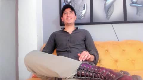 Noah Ferrary online show from 11.07.25