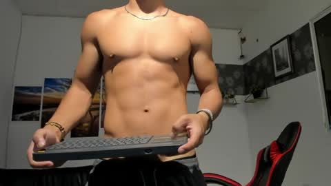 noah_flynn1 online show from 05.28.26
