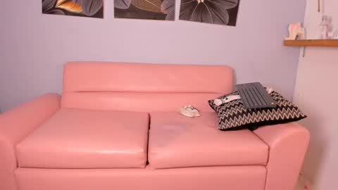 Snapshot of noah_katz chatting on 11.16.25 Noah online show from 11.16.25