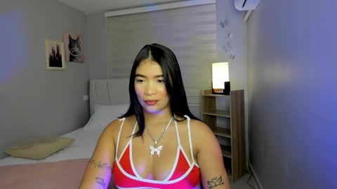 Noemy online show from 05.12.26