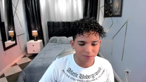 Snapshot of noah_smith04 chatting on 02.28.25 noah_smith04 online show from 02.28.25
