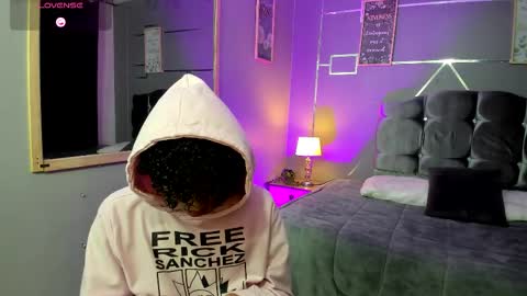 noah_smith04 online show from 11.10.25