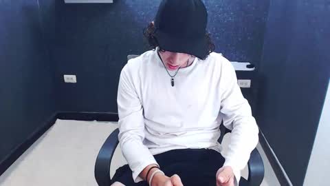 noah_sokolov online show from 01.10.26