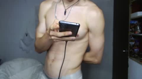 Snapshot of noah_sokolov_ chatting on 07.28.26 Kervs online show from 07.28.26