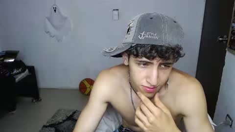 Snapshot of noah_sokolov_ chatting on 07.28.26 Kervs online show from 07.28.26