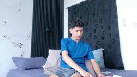 Snapshot of noah_tyler_ chatting on 07.12.26 noah tyler online show from 07.12.26