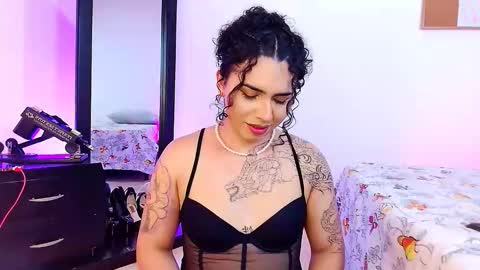 noahmonroe_11 online show from 11.14.25