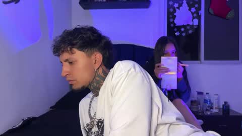 Jean Y Isa online show from 12.22.25