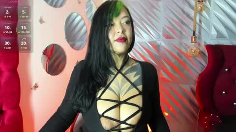 Snapshot of nocturnapsy chatting on 05.14.26 Alisson online show from 05.14.26