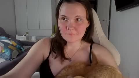 Snapshot of nodarell chatting on 11.21.25 nodarell online show from 11.21.25