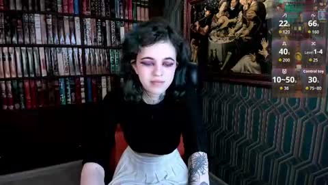 Snapshot of noellegothicshadow chatting on 06.21.26 Elly online show from 06.21.26