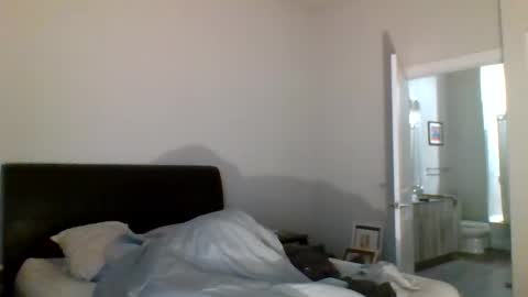 noelng3 online show from 11.26.25